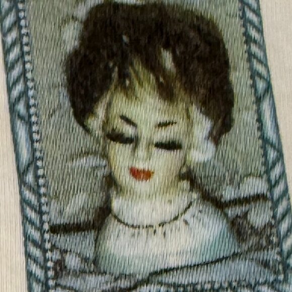 Vintage Kitschy Head Vase T-Shirt Size Med - Picture 16 of 17